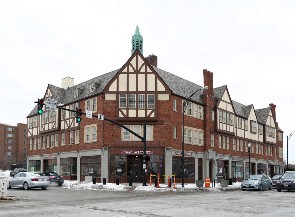 The Kingsbury Building in Shaker Heights, OH - Building Photo