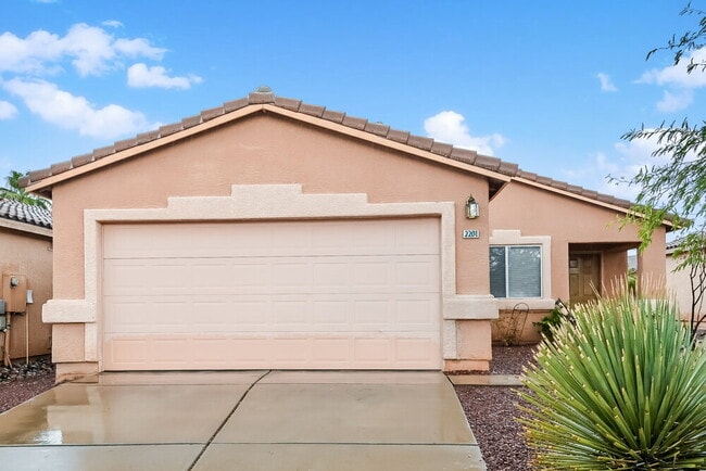 property at 2201 W Frostwood Ln