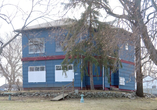 4071 Millersville Dr in Indianapolis, IN - Foto de edificio - Building Photo