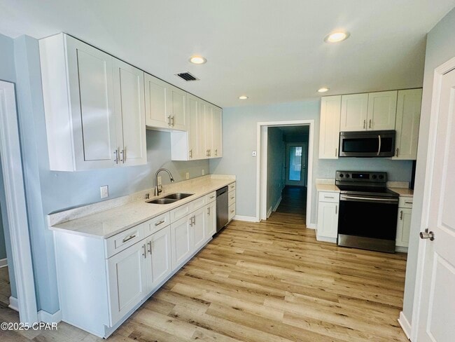 property at 1606 Fairland Ave