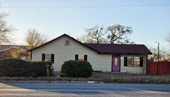 1503 College Ave in Snyder, TX - Building Photo