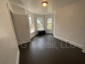235 S 4th St in Chambersburg, PA - Building Photo - Building Photo