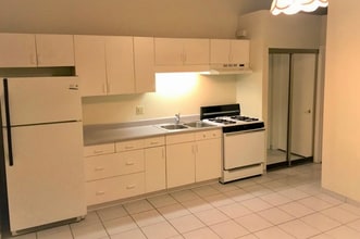 1248 Mariposa St in Glendale, CA - Building Photo - Building Photo