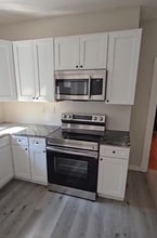 73 Pliny St, Unit 2nd FLR in Hartford, CT - Foto de edificio - Building Photo