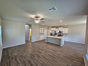 25609 Aster Trl in Magnolia, TX - Building Photo - Building Photo