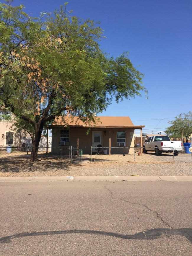 1711 S 28th Dr in Phoenix, AZ - Building Photo - Building Photo