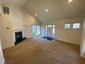 241 Alder St in Pacific Grove, CA - Building Photo - Building Photo