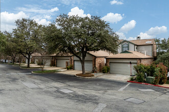 One Barton Place in Austin, TX - Building Photo - Primary Photo