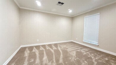 109 Houston St in Angleton, TX - Building Photo - Building Photo