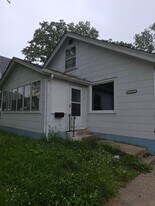 1818 E Clay St in Decatur, IL - Building Photo