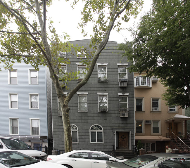 78 Devoe St in Brooklyn, NY - Building Photo - Building Photo