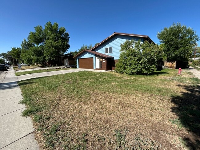 834 N 12th St E in Riverton, WY - Building Photo - Building Photo