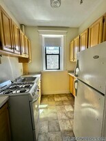 1148 Commonwealth Ave in Boston, MA - Building Photo