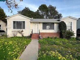 192 Viewmont Ave in Vallejo, CA - Building Photo