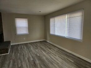 2720 Darrow Rd in Durham, NC - Building Photo - Building Photo