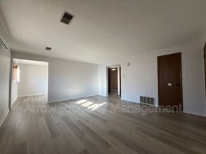 424 N 4th St in Seward, NE - Building Photo - Building Photo