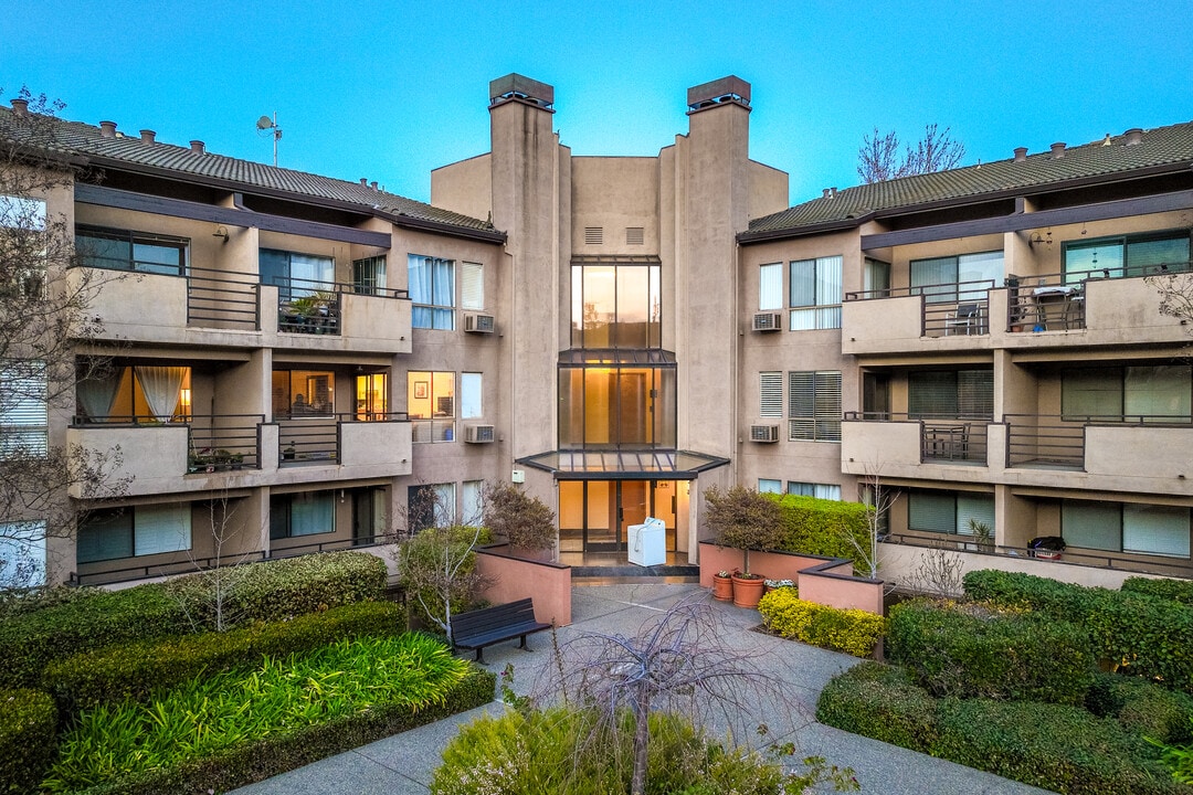 Monte Merano in Fremont, CA - Building Photo