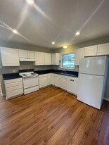 230-232 Brookridge Rd in Ann Arbor, MI - Building Photo