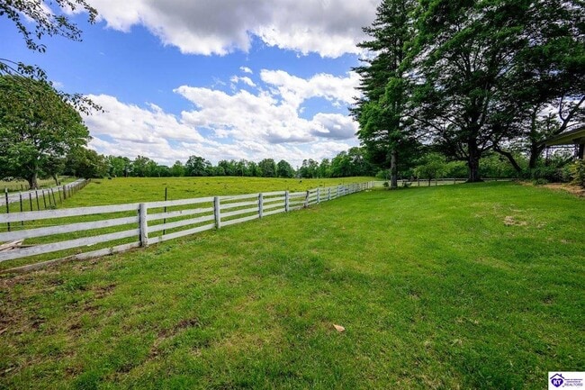 640 Rineyville-Big Springs Rd in Radcliff, KY - Building Photo - Building Photo
