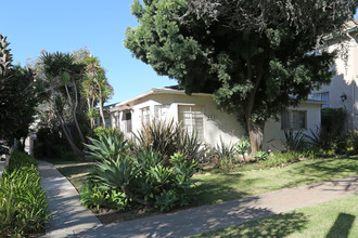 844 15th St in Santa Monica, CA - Building Photo - Primary Photo