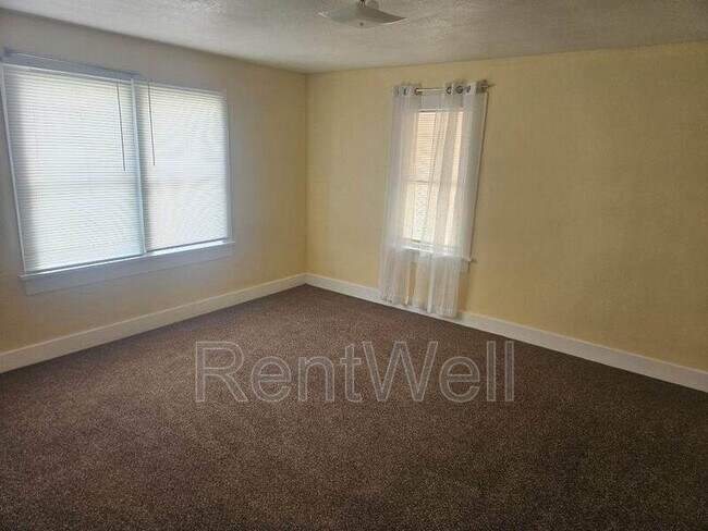 1620 Avenue M - C in Lubbock, TX - Building Photo - Building Photo