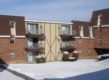 Fairmont Place in Whitehall, PA - Building Photo - Building Photo