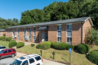 Country Oaks in Atlanta, GA - Foto de edificio - Building Photo