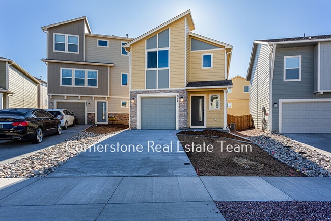 847 Endeavor Wy in Colorado Springs, CO - Building Photo - Building Photo