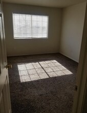 2111 Northmoor Terrace in Pueblo, CO - Building Photo - Building Photo