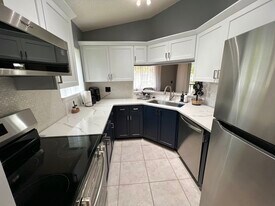 6540 Chasewood Dr, Unit APT F in Jupiter, FL - Building Photo