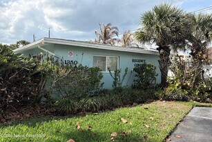 1350 Atlantic St in Melbourne Beach, FL - Building Photo
