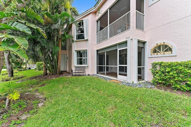 2604 Fairway Dr N in Jupiter, FL - Building Photo - Building Photo