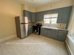 132 College Ave in Lancaster, PA - Building Photo - Building Photo