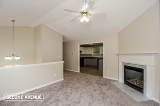 5736 Broadleaf Way in Atlanta, GA - Building Photo - Building Photo
