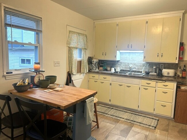 532 Gilbert Ave in Eau Claire, WI - Building Photo - Building Photo