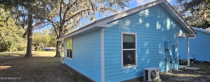 1521 Co Rd 309 in Georgetown, FL - Building Photo - Building Photo