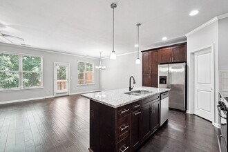 5590 Bright Cross Wy in Suwanee, GA - Building Photo - Building Photo