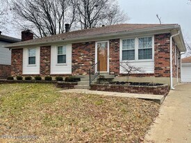 9019 Brandywyne Dr in Louisville, KY - Building Photo