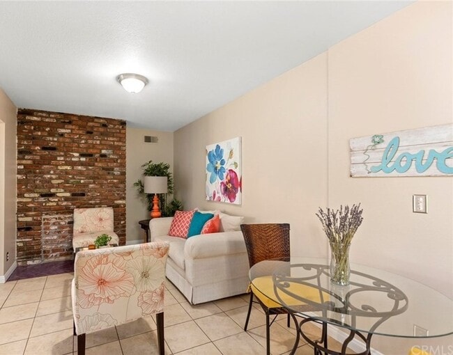 1702 Larkspur Dr in Placentia, CA - Building Photo - Building Photo