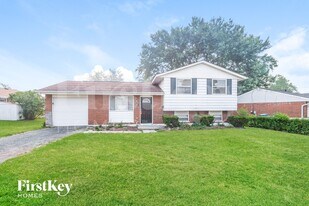 10288 October Dr in Cincinnati, OH - Building Photo