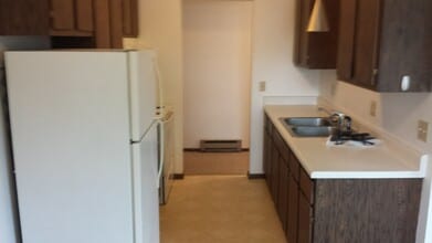 333 Fox Lake Ave in Sherburn, MN - Building Photo - Building Photo