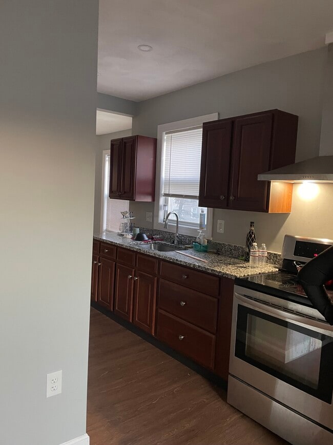 42 Bulfinch St, Unit 2