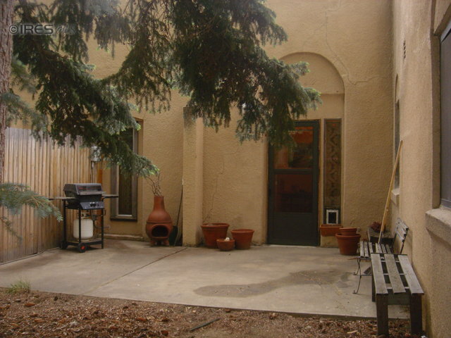 615 Cascade Ave in Boulder, CO - Foto de edificio