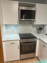 328 Beaten Path Rd, Unit Lake retreat in Mooresville, NC - Building Photo - Building Photo