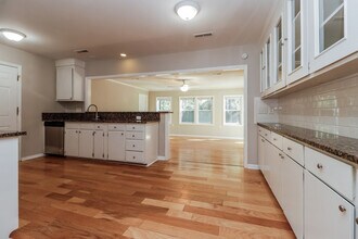 102 Birchwood Dr in Summerville, SC - Building Photo - Building Photo