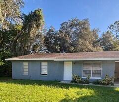 3211 Overdale St in Deltona, FL - Building Photo