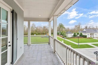3305 Pointe-Marie Dr in Baton Rouge, LA - Building Photo - Building Photo