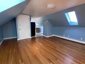 61 Brayton Ave in Fall River, MA - Building Photo - Building Photo