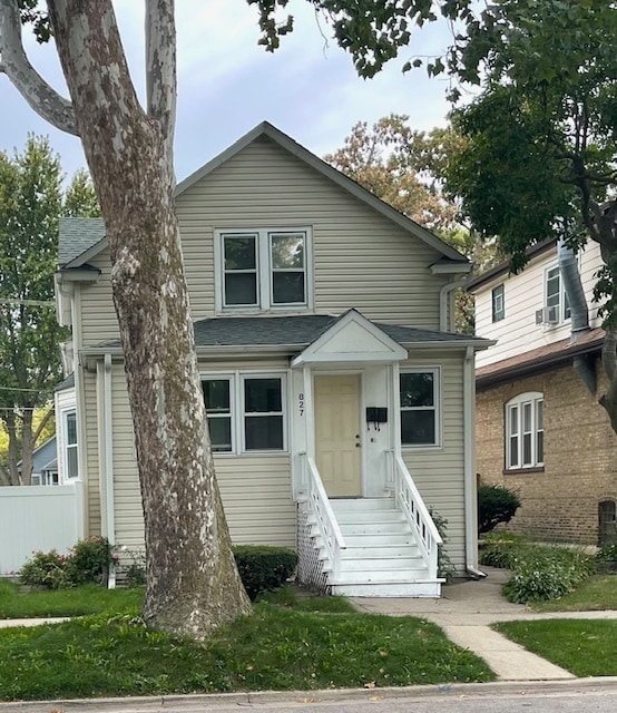 property at 827 Hayes Ave