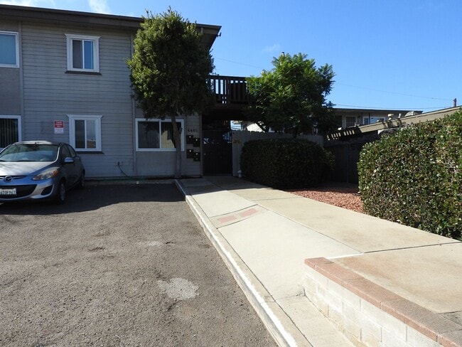 4481 Montalvo St in San Diego, CA - Building Photo - Building Photo